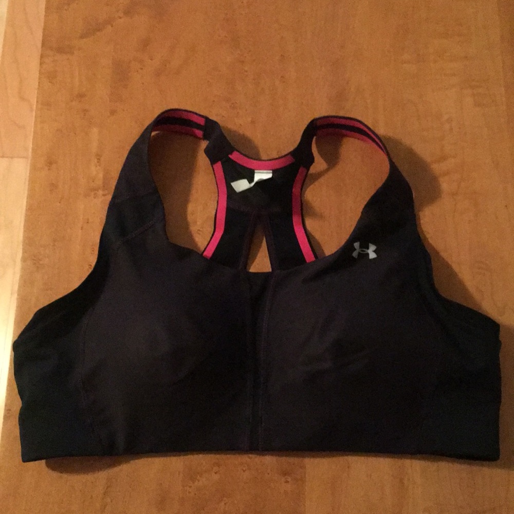 UnderArmour sports bra